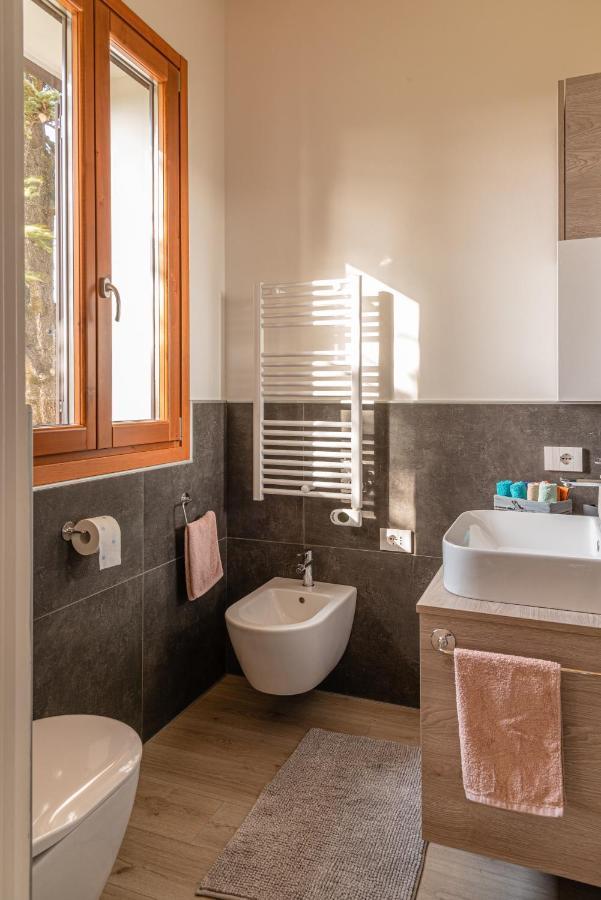 Relais Des Roches Bed & Breakfast Sona Ngoại thất bức ảnh