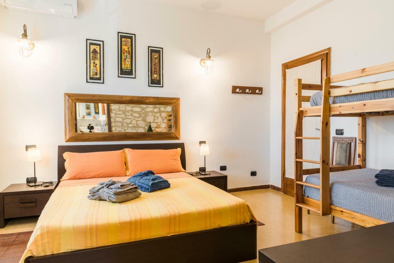 Relais Des Roches Bed & Breakfast Sona Ngoại thất bức ảnh